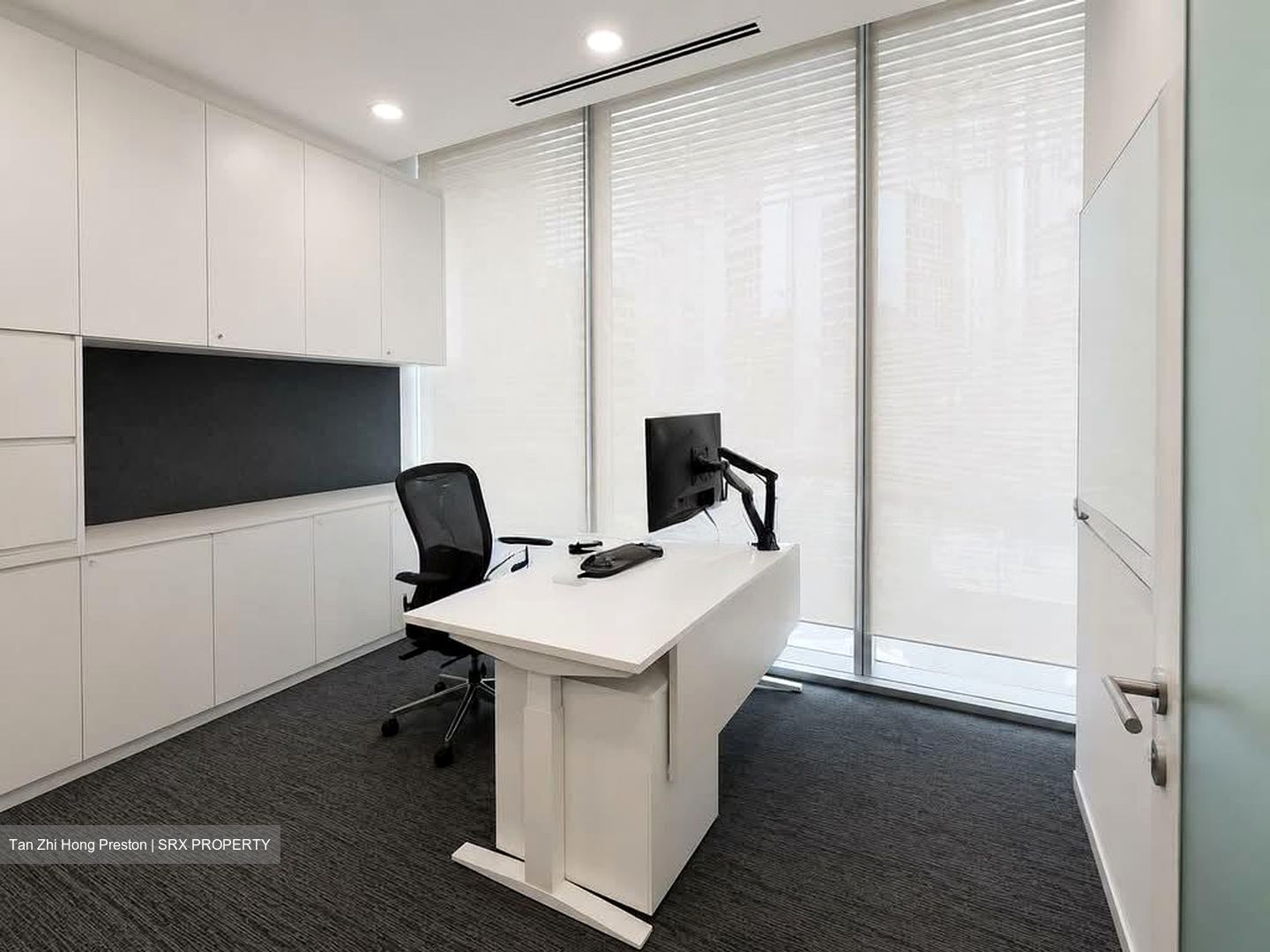 Ocean Financial Centre (D1), Office #577064961